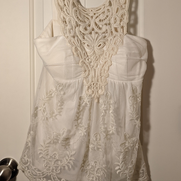 Boston Proper Crocheted Lace Tank Top - Picture 2 of 7